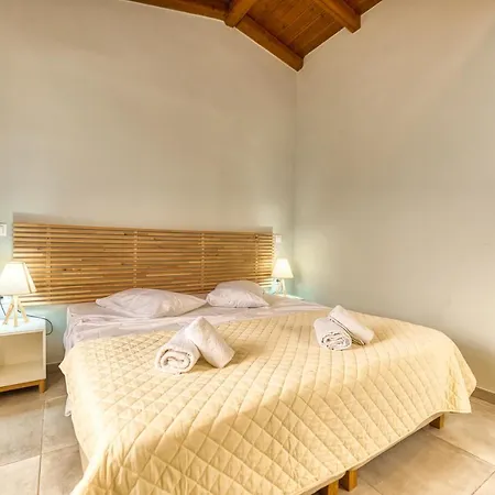 Folies Corfu Town 3* Alepou