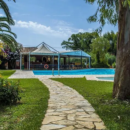 Lägenhetshotell Folies Corfu Town Alepou