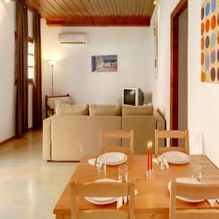 Folies Corfu Town アパートホテル Alepou